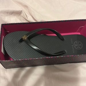 Tory Burch Flip Flops Never Worn